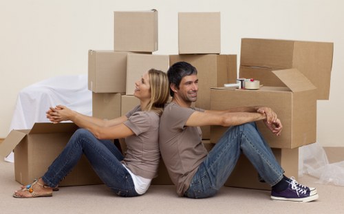 Household and business transport service around Highbury