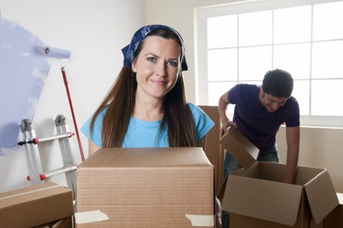 Unpacking support for a flat in Highbury
