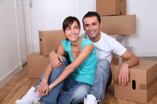 Household moving service for a flat in Highbury